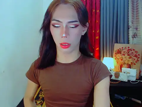 EXOTICGEORGINA online show from 11.17.25