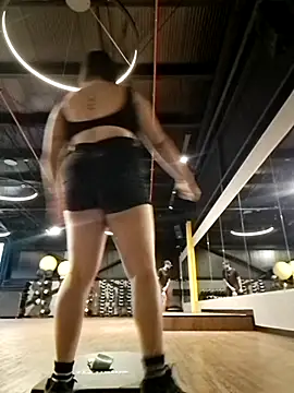 Amelia08 online show from 11.14.25