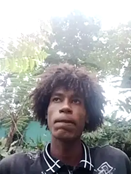 Snapshot of skinniyGabriel chatting on 11.01.25 skinniyGabriel online show from 11.01.25