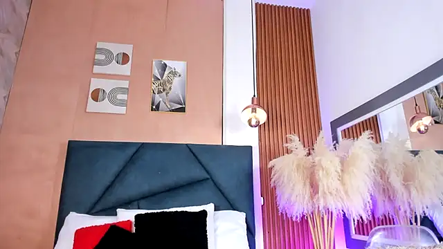 Ivy Spicy online show from 04.07.26