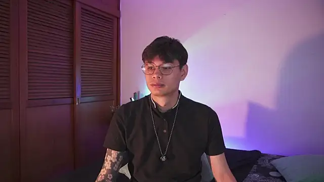 estmonnn online show from 02.17.26