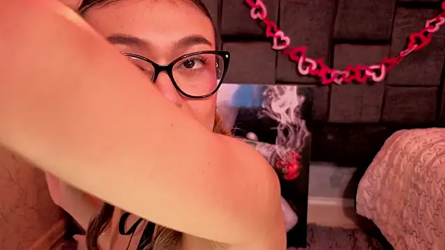 Im-Lola online show from 02.16.26