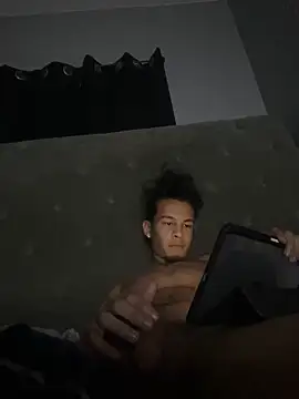 Snapshot of jb445546 chatting on 10.31.25 jb445546 online show from 10.31.25