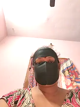 pujapujarrrr online show from 12.15.25