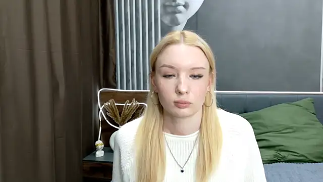 TiffanyJensen online show from 10.31.25