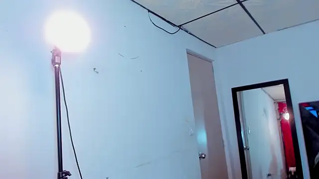 MollyandFher online show from 11.28.25