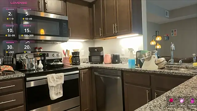 Snapshot of sables_world chatting on 02.27.26 sables world online show from 02.27.26