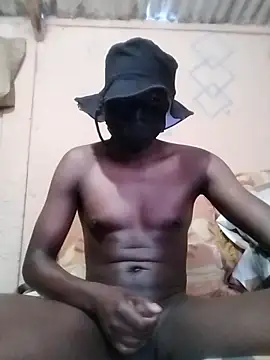 Snapshot of Reajune2001 chatting on 11.16.25 Reajune2001 online show from 11.16.25