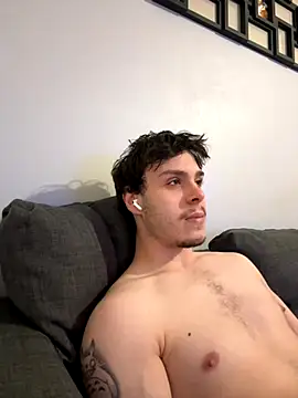 Hostkind online show from 11.02.25