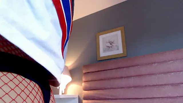 RavynRouge  online show from 12.15.25