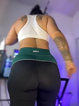 Natural BIGASS Nina online show from 03.16.26