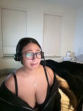 minha baby online show from 11.28.25