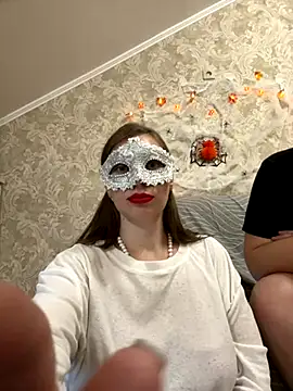 Snapshot of _SladkayaKitty_ chatting on 10.30.25  SladkayaKitty  online show from 10.30.25