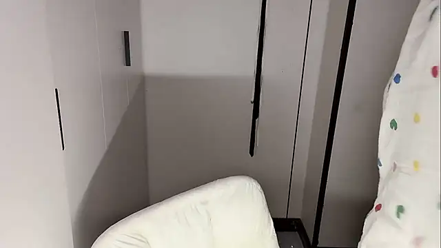 yuyu-33 online show from 11.10.25