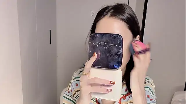 yuyu-33 online show from 11.22.25