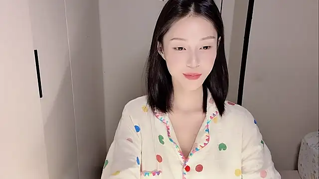 yuyu-33 online show from 11.25.25