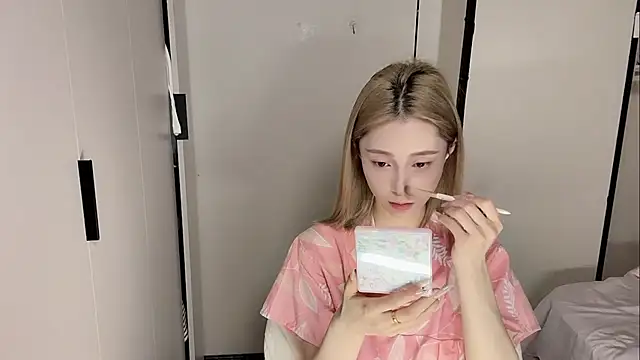 yuyu-33 online show from 03.09.26