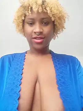 EvonyFoxxx online show from 01.11.26