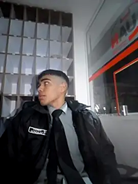 Snapshot of sweet_dirty_boy chatting on 11.07.25 sweet dirty boy online show from 11.07.25