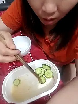 Elina 99 online show from 11.17.25