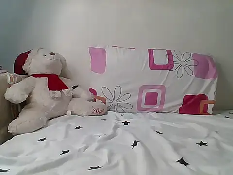 Snapshot of Petite_baby5 chatting on 02.20.26 Petite baby5 online show from 02.20.26