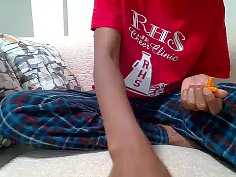 Petite baby5 online show from 05.06.26
