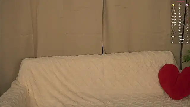 tinyanie online show from 04.06.26