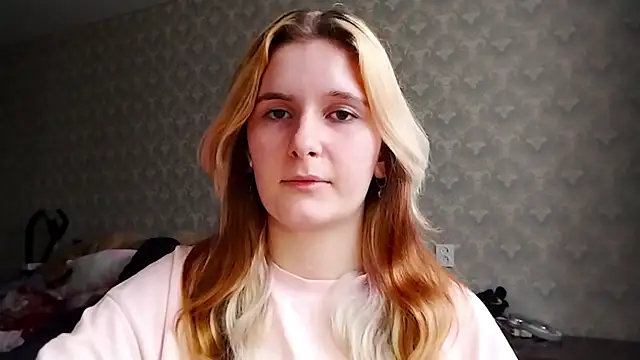 PearlHennington online show from 11.01.25