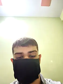 Snapshot of CrabSequin chatting on 10.30.25 CrabSequin online show from 10.30.25