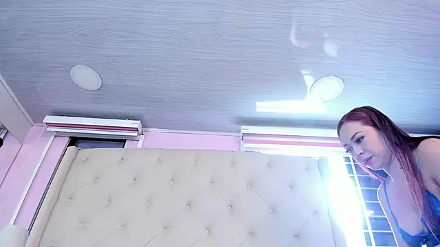 scarlett leblanc  online show from 02.21.26