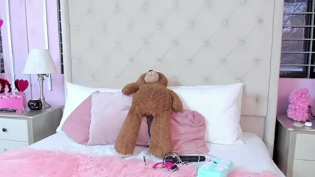 scarlett leblanc  online show from 03.10.26