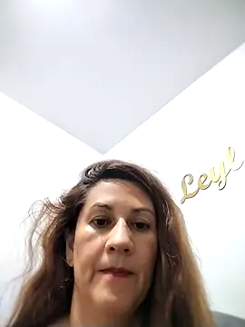 Suki Pink online show from 10.30.25