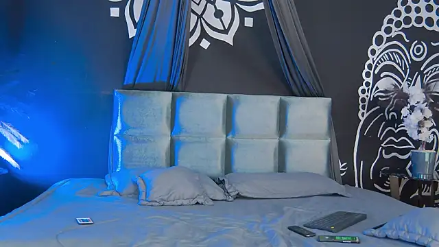 Snapshot of AlessioVitale chatting on 02.16.26 AlessioVitale online show from 02.16.26