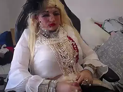 VanesaCrossic online show from 05.19.26