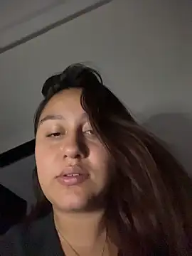 Saray lo online show from 11.04.25