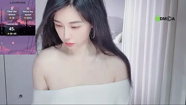 YunShan-33 online show from 05.06.26