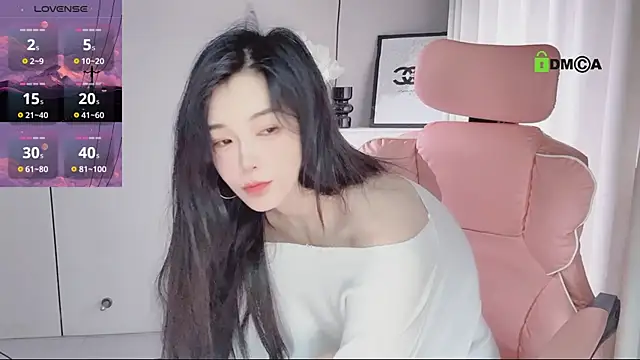 YunShan-33 online show from 06.11.26