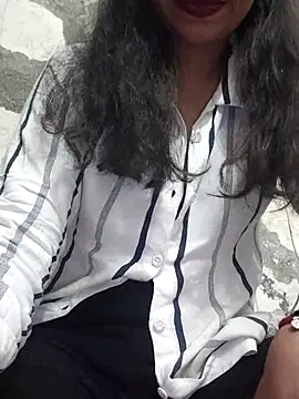 vijaylaxmi69 online show from 11.11.25