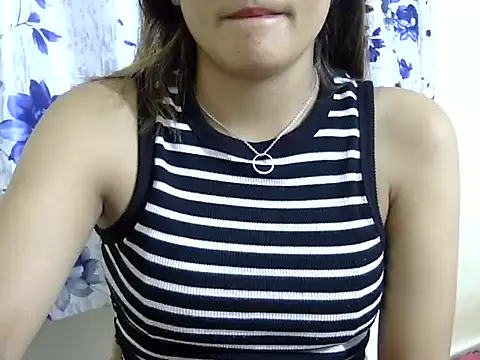 maira 33 online show from 06.16.26