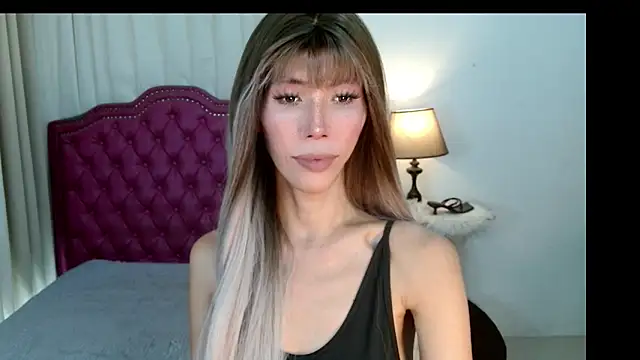 Snapshot of bellaUtops chatting on 02.10.26 bellaUtops online show from 02.10.26