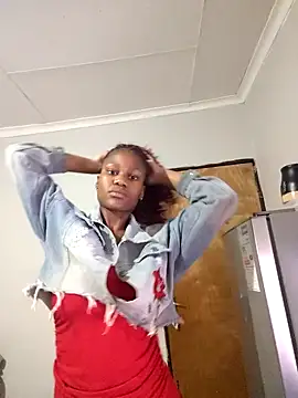 Snapshot of XBarbieDoll8 chatting on 10.31.25 XBarbieDoll8 online show from 10.31.25