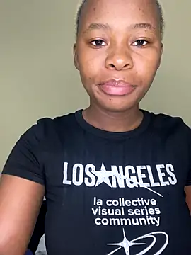 MiyaXo2 online show from 12.16.25