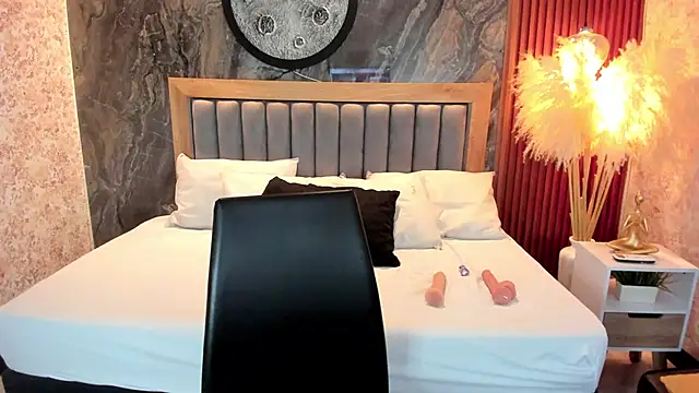 Valery Shadey online show from 12.15.25