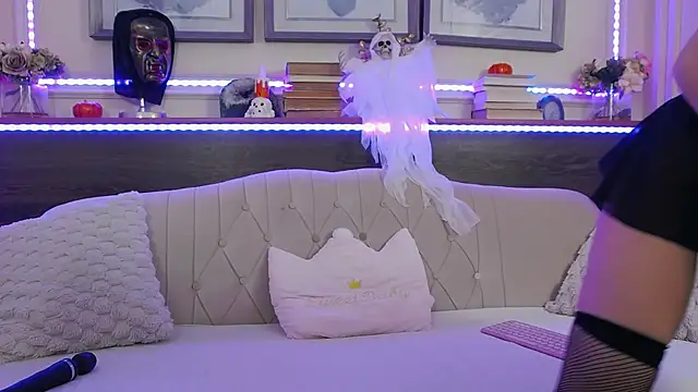 GracieCute online show from 10.23.25