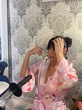 Snapshot of _Kylei_7 chatting on 11.02.25  Kylei 7 online show from 11.02.25