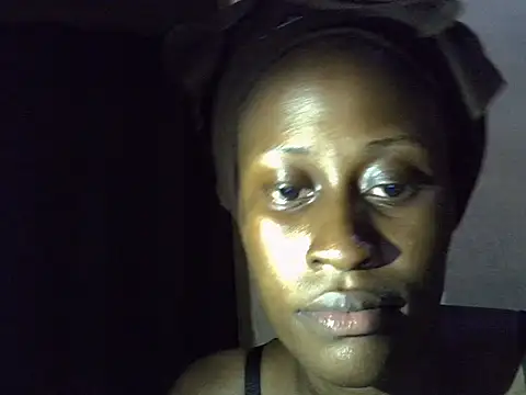 Snapshot of kashAsia chatting on 11.16.25 kashAsia online show from 11.16.25