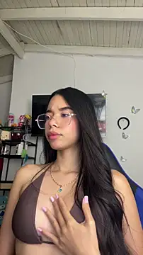 Milleradhara24 online show from 02.15.26