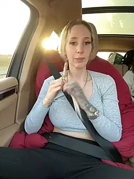 Snapshot of StellaCinderella chatting on 02.17.25 StellaCinderella online show from 02.17.25