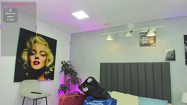 kendra london online show from 04.11.26