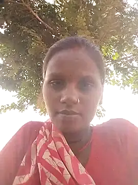 Snapshot of Simmy_cut chatting on 11.03.25 Simmy cut online show from 11.03.25